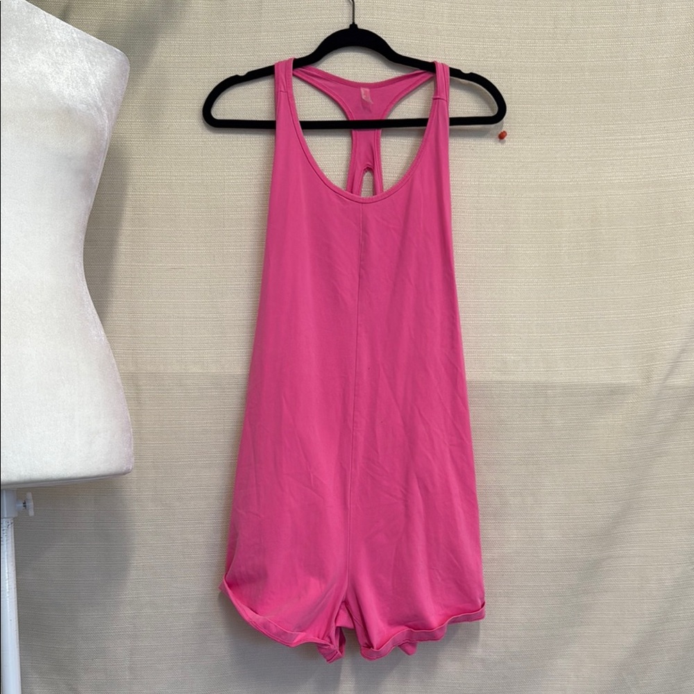 Fashion Nova Pink Sleeveless Tank Top